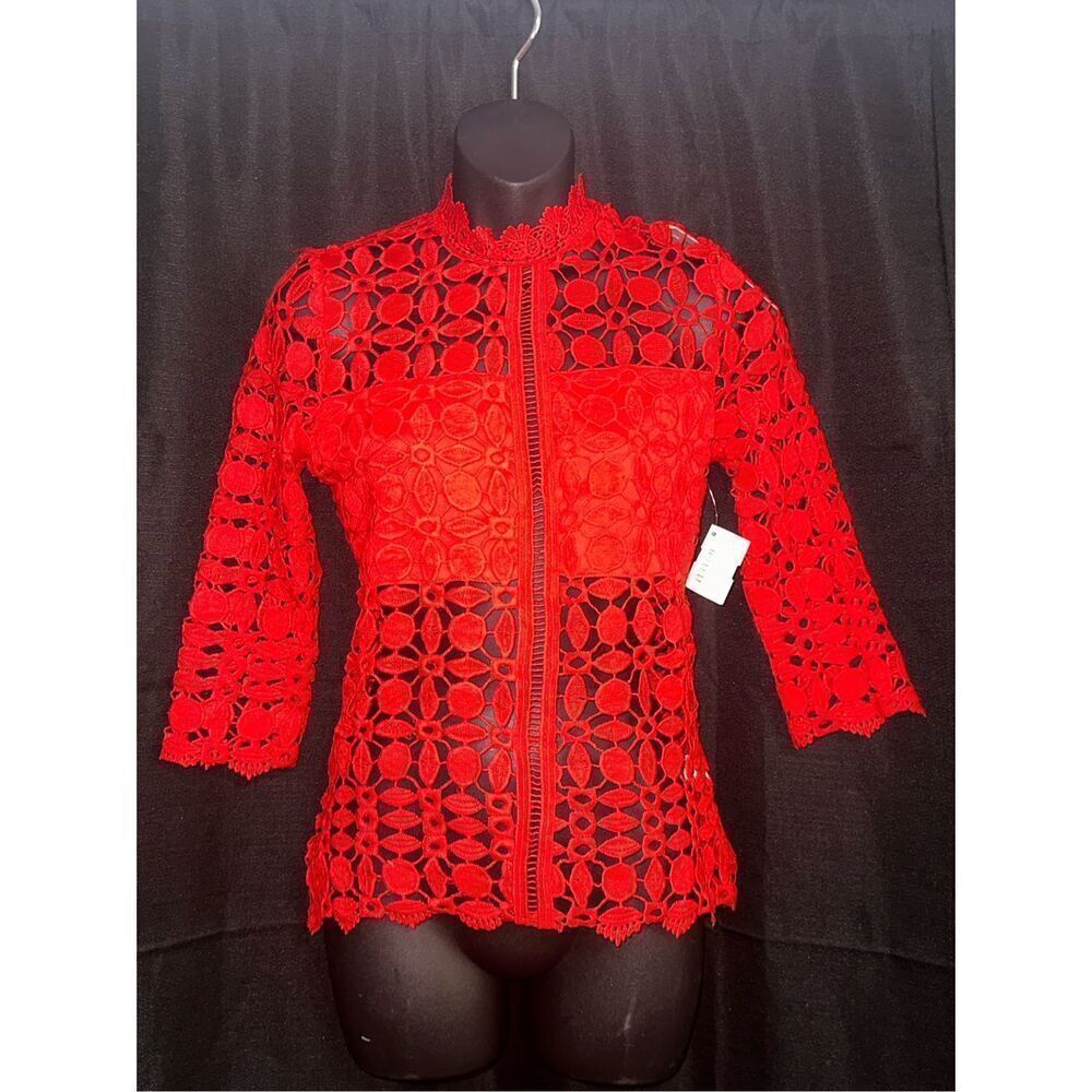 NEW WITH TAGS STUNNING Banjul Size Large red Crochet Lace Overlay Slightly size
